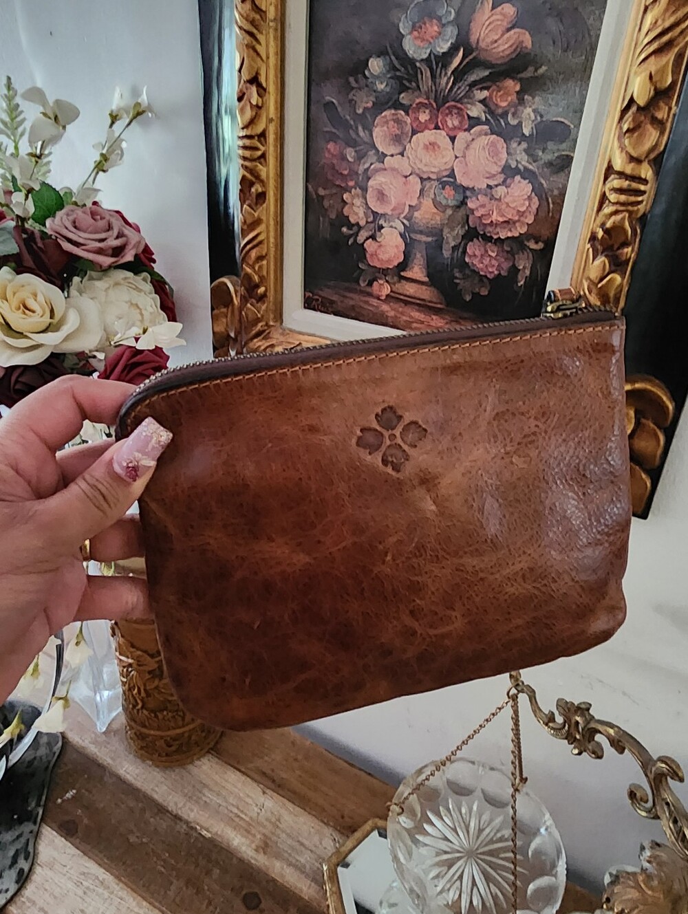 Patricia Nash Genuine Leather Brown Tote Handbag & Matching Wristlet Clutch Set - Picture 14 of 16